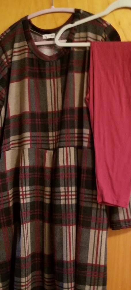 Boutique style dress, with leggings.